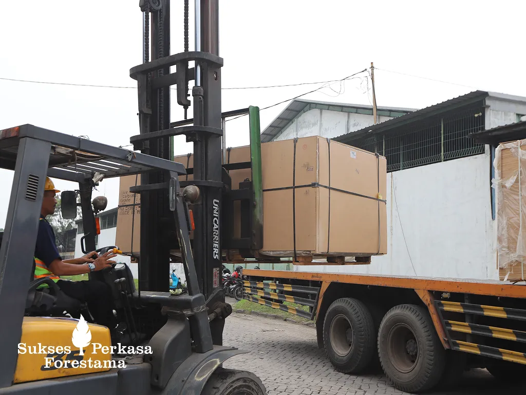 Distributor triplek lengkap dengan kualitas terjamin